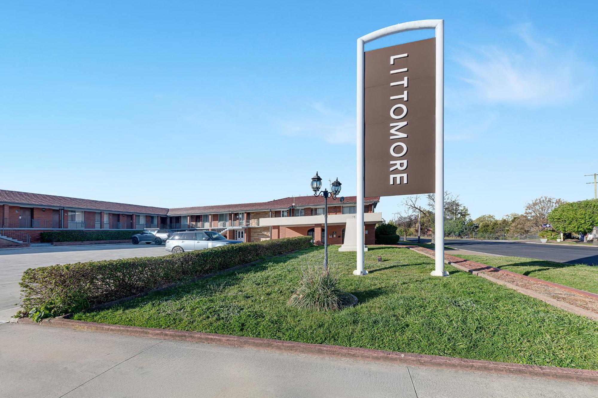 Littomore Suites Бетхерст Екстер'єр фото